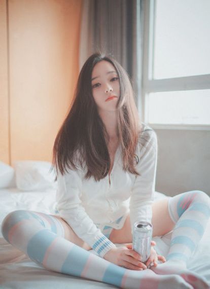 美丽的小蜜桃2在线观看