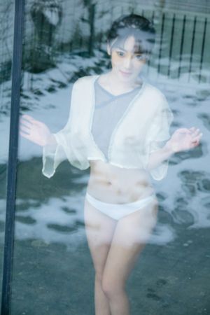暑假结束后的她