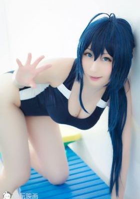 新村晶