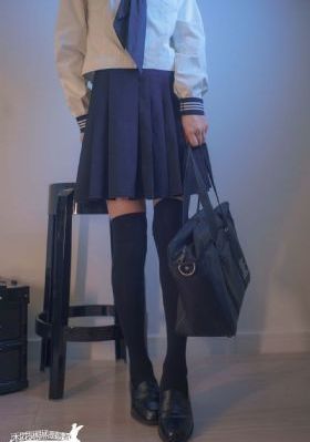 男生叉叉女生