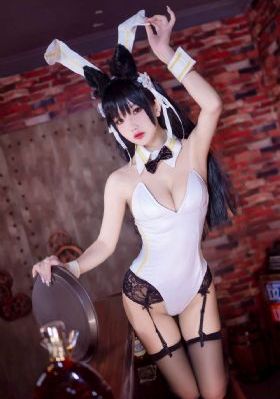 丰满年轻岳乱妇免费观看